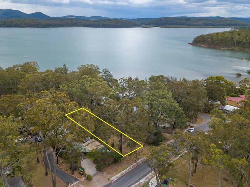 17 Pleasant View Parade, Bundabah, NSW 2324