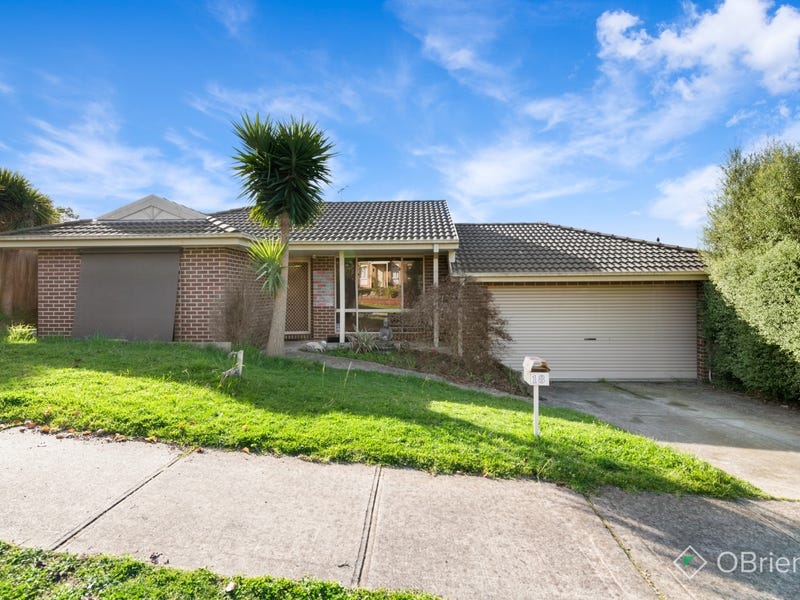 18 Tuscany Rise, Pakenham, VIC 3810