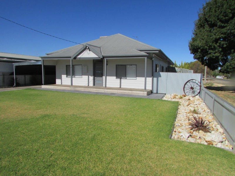 61 Molyneaux Street, Warracknabeal, Vic 3393 House for Sale