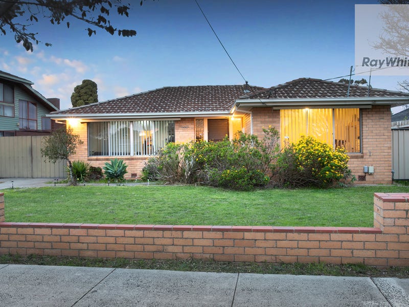 138 Carrick Drive, Gladstone Park, VIC 3043
