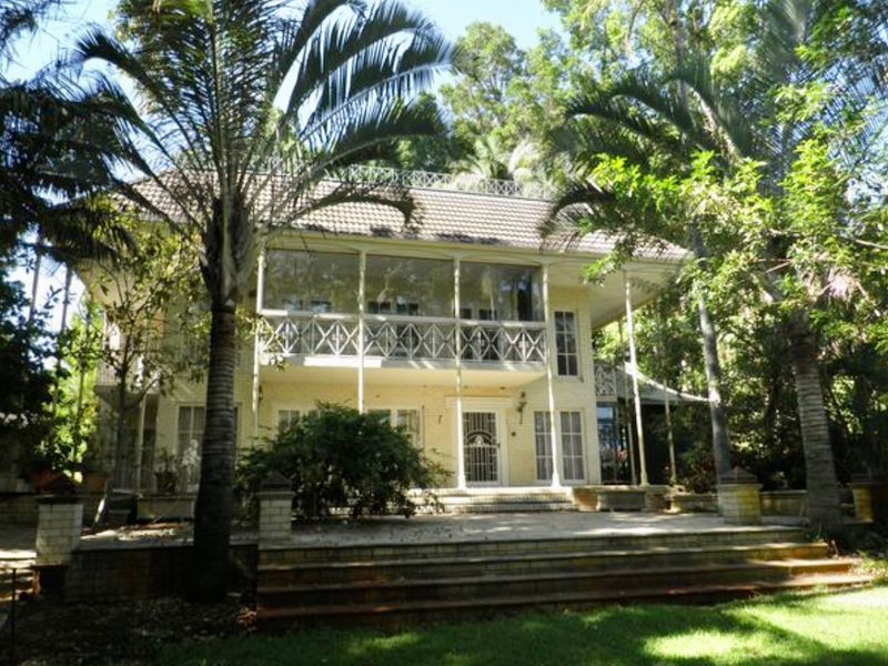 67 Riverton Drive West, Rossmoyne, WA 6148 Property Details