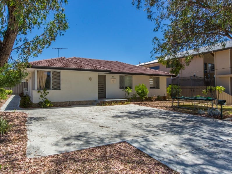 19 Virgil Avenue, Yokine, WA 6060
