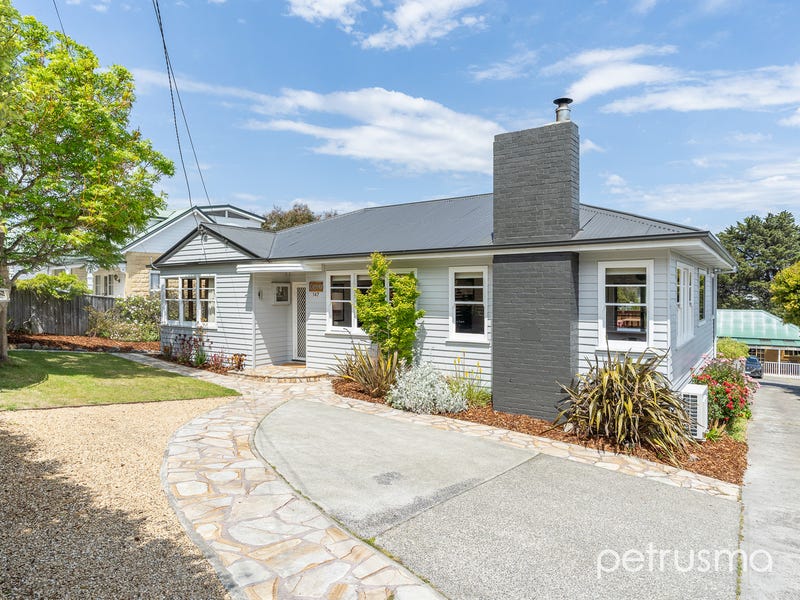 147 Derwent Avenue, Lindisfarne, Tas 7015 Property Details