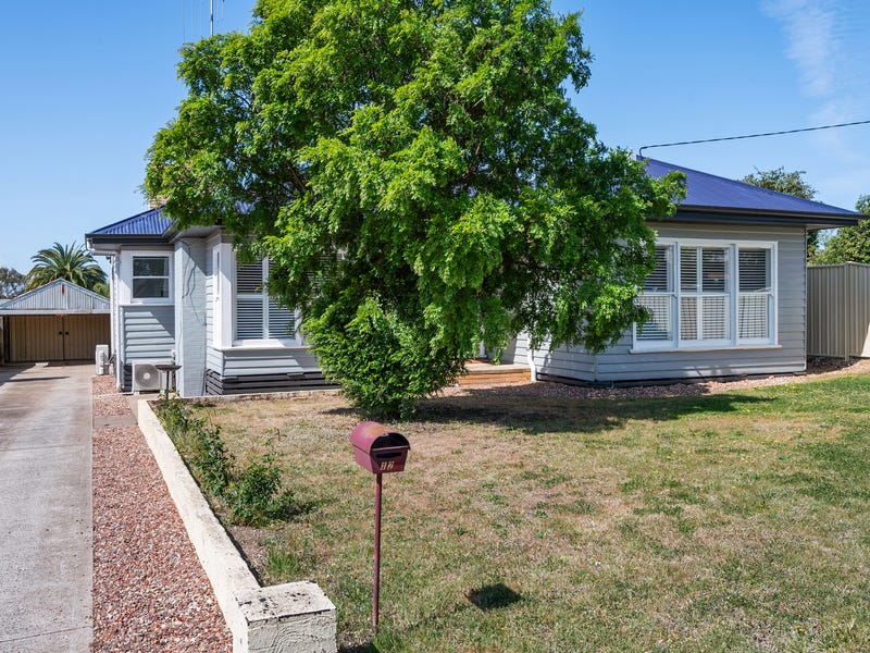 12 Albert St, St Arnaud, Vic 3478 House for Sale