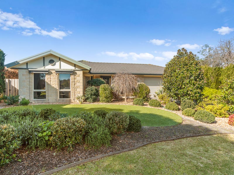 4 Sumak Road, Mount Martha, VIC 3934