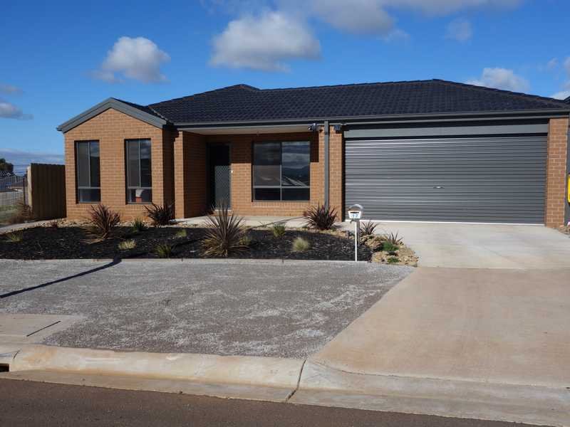 17 College Square, Bacchus Marsh, VIC 3340
