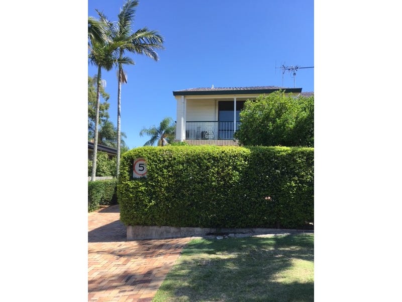 1/54 Waratah Avenue, Carina, QLD 4152