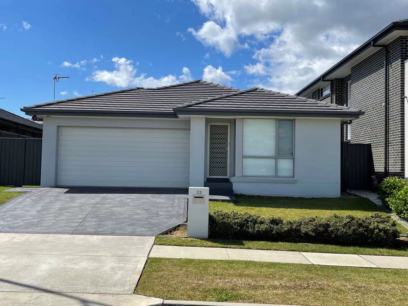32 Emerald Hills Boulevard, Leppington, NSW 2179