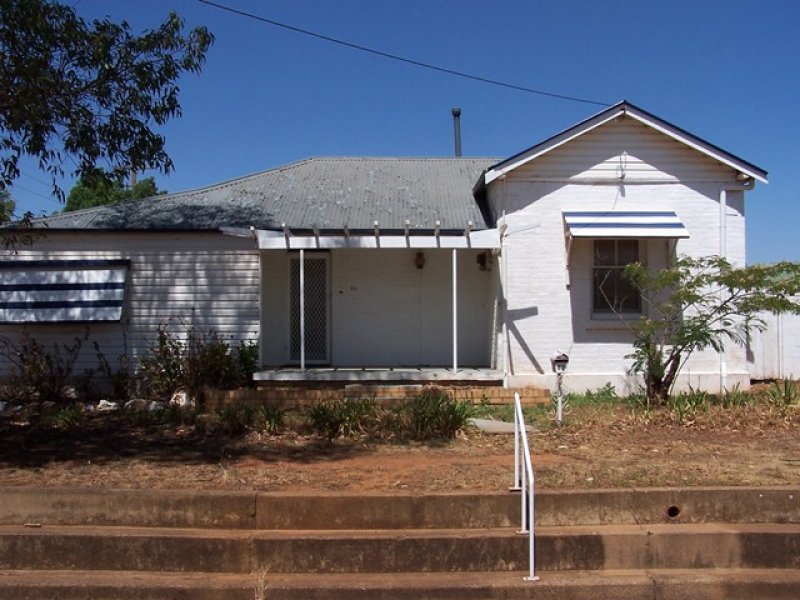 66 Tilga St, Canowindra, NSW 2804 Property Details