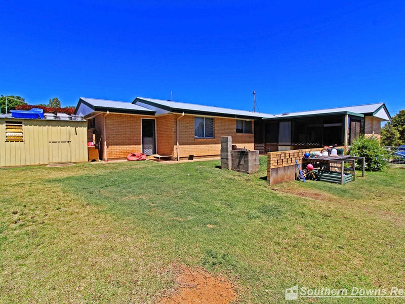 16 Douglas Street, Warwick, QLD 4370