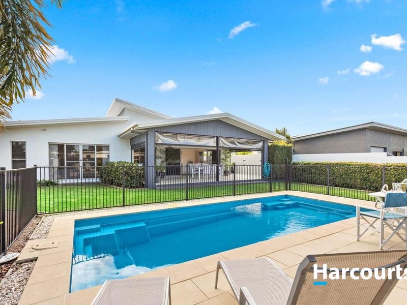 14 Traviston Way, Burrum Heads, QLD 4659