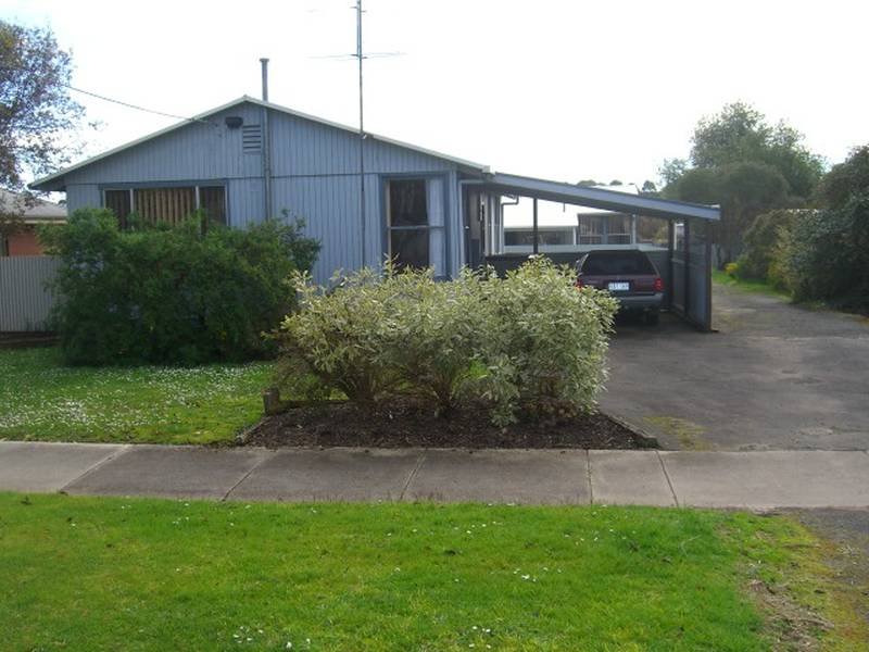 84 Parrott Street, Cobden, Vic 3266 Property Details