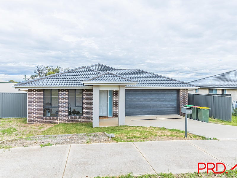 14 Francis Avenue, Tamworth, NSW 2340 Property Details