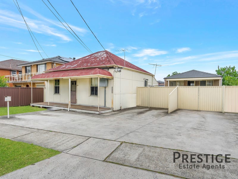 159 159a Hamilton Road, Fairfield, NSW 2165 Property Details