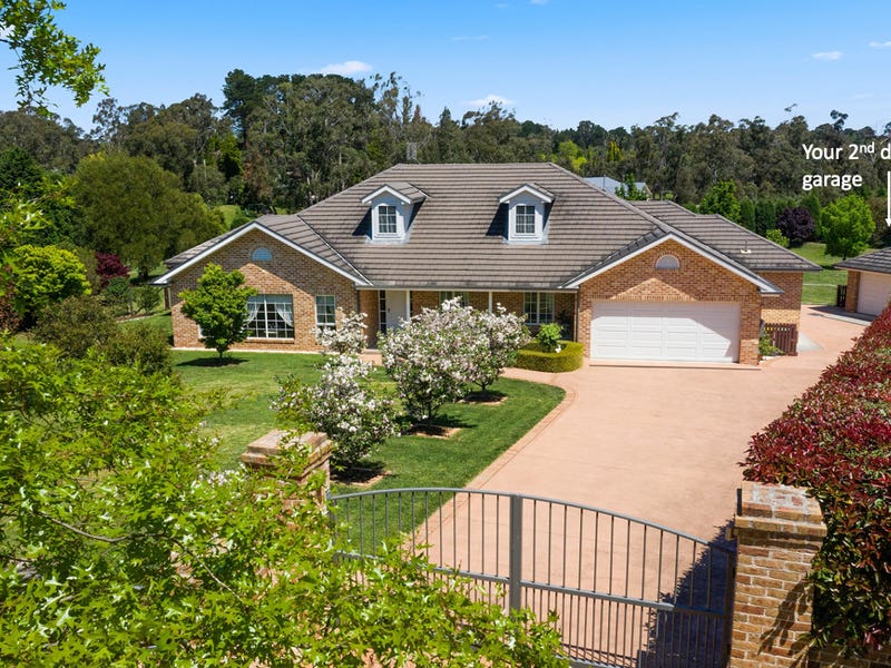 11 Foldgarth Way, Burradoo, NSW 2576