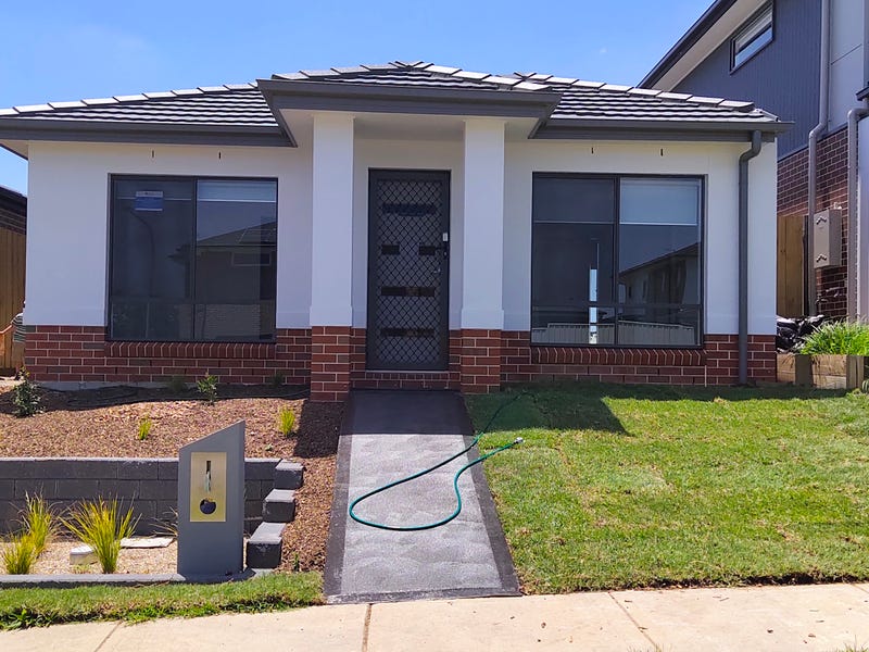 28 Lumsden Avenue, North Kellyville, NSW 2155