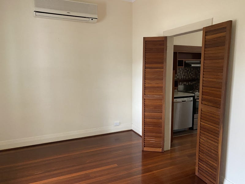 74 Waratah Avenue, Dalkeith, WA 6009