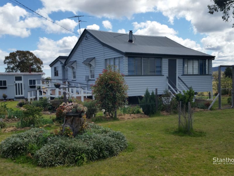 70 Woodlawn Street, Wallangarra, Qld 4383 Property Details