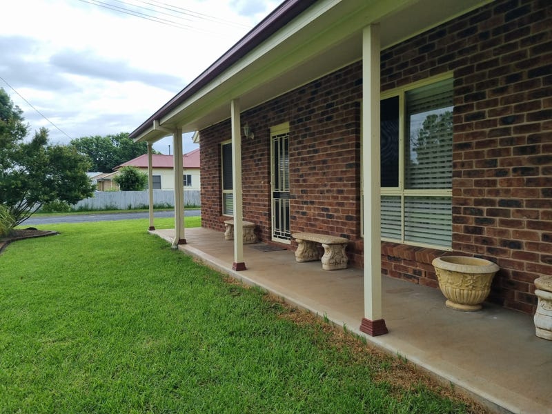 1/6 Ford Street, Wellington, NSW 2820