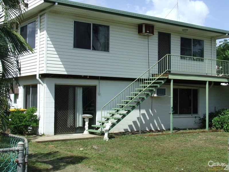 31 Reef Street, Saunders Beach, QLD