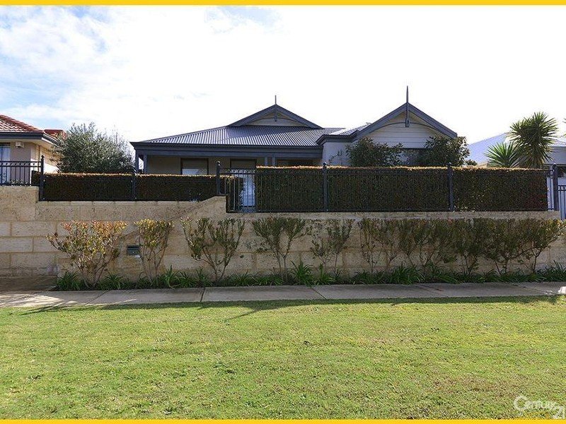 4 Somerly Drive, Clarkson, WA 6030