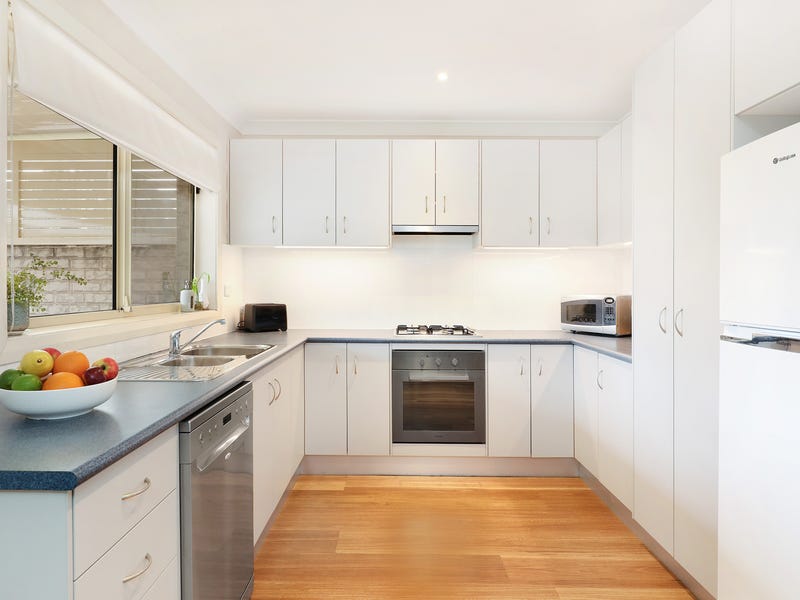 1/4 Forest Grove, Kanahooka, NSW 2530 Property Details