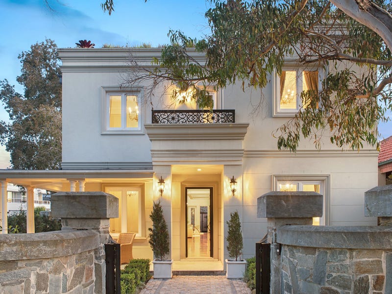 2 Dickin Avenue, Sandringham, NSW 2219 Property Details