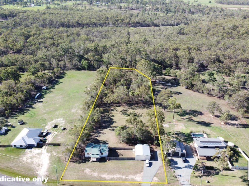 15 Dunmall Dr, Oakhurst, Qld 4650 Property Details