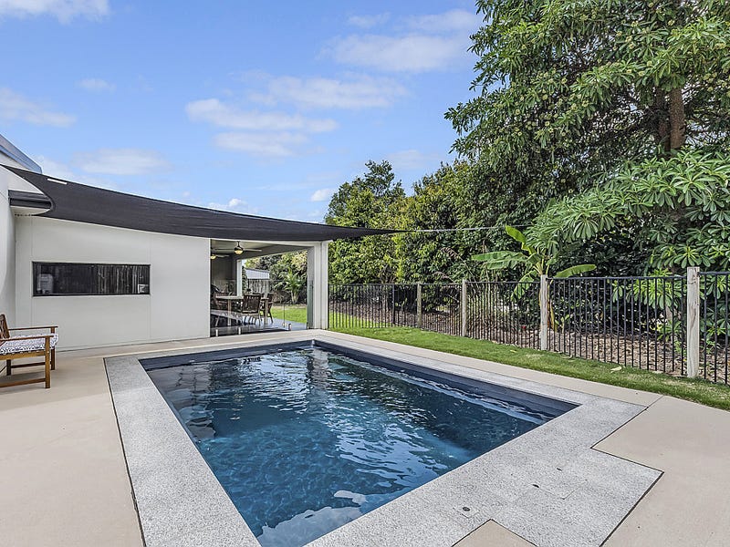 17 Corrimandle Grove, Cannonvale, Qld 4802 Property Details