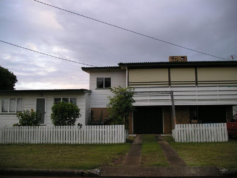 2/33 Brighton Street, Woody Point, QLD 4019 2/33 Brighton Street, Woody Point, QLD 4019