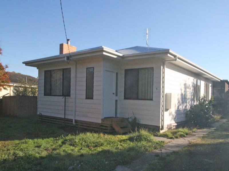 9 Murrock Street, Simpson, Vic 3266 Property Details