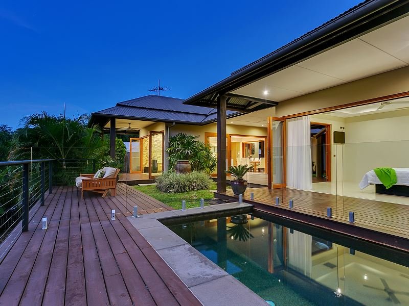 19 Greendale Close, Brinsmead, Qld 4870 Property Details