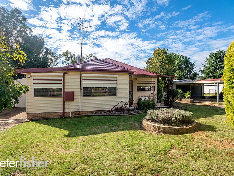 79 Molong Street, Molong, NSW 2866 Property Details