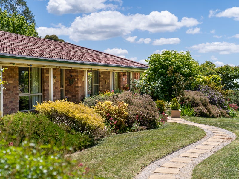 424 The Escort Way, Orange, NSW 2800 - realestate.com.au