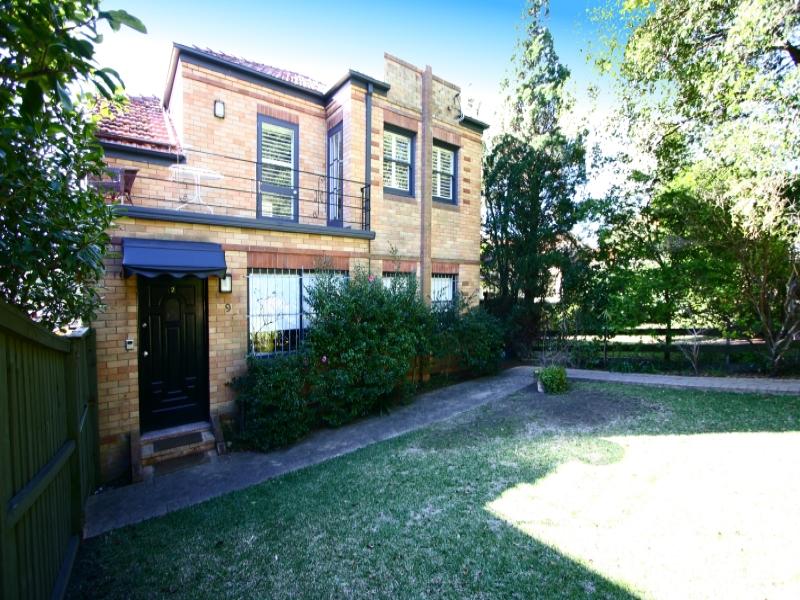 9 Pine Street, Cammeray, NSW 2062 Property Details