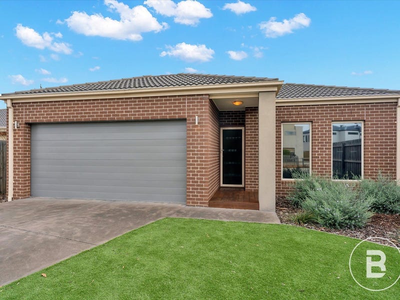 2/36 Somerton Court, Darley, Vic 3340 Unit for Sale