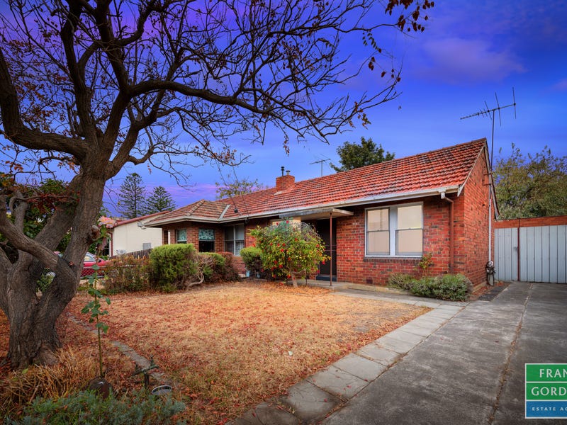 328 Howe Parade, Port Melbourne, VIC 3207