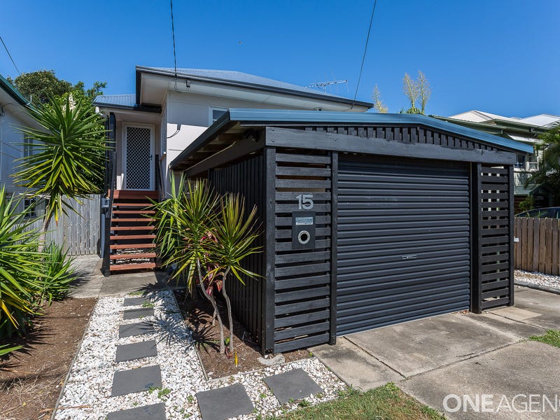 15 Mclennan Street, Woody Point, QLD 4019