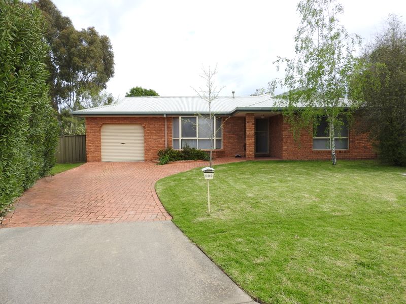 909 Fairview Drive, North Albury, NSW 2640