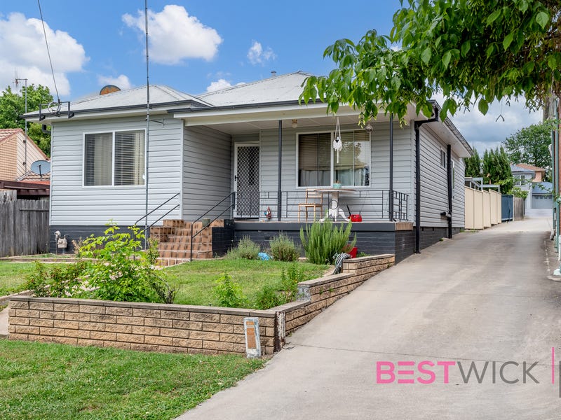 124 Lambert Street, Bathurst, NSW 2795