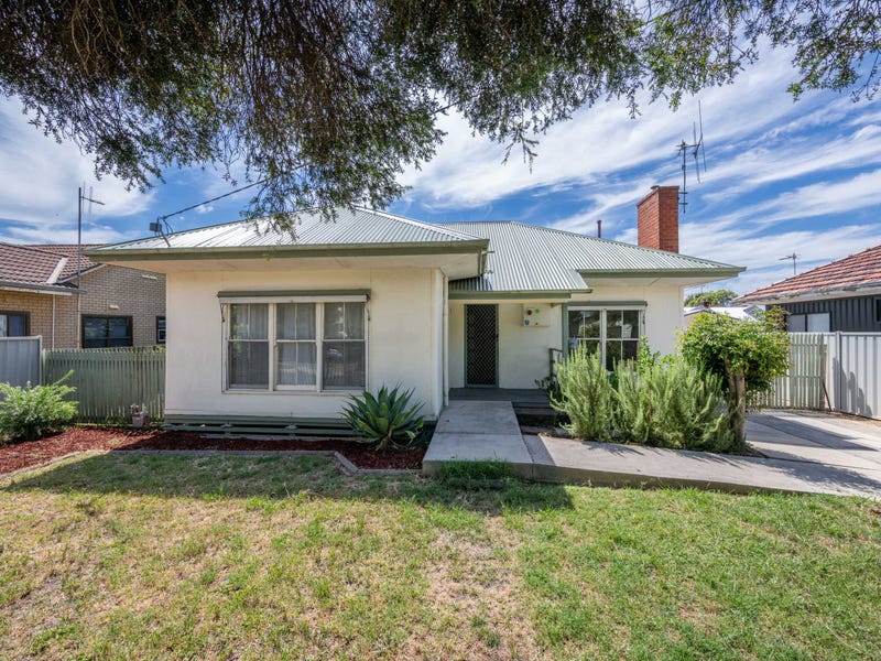 27 Regent Street, Shepparton, Vic 3630 House for Sale