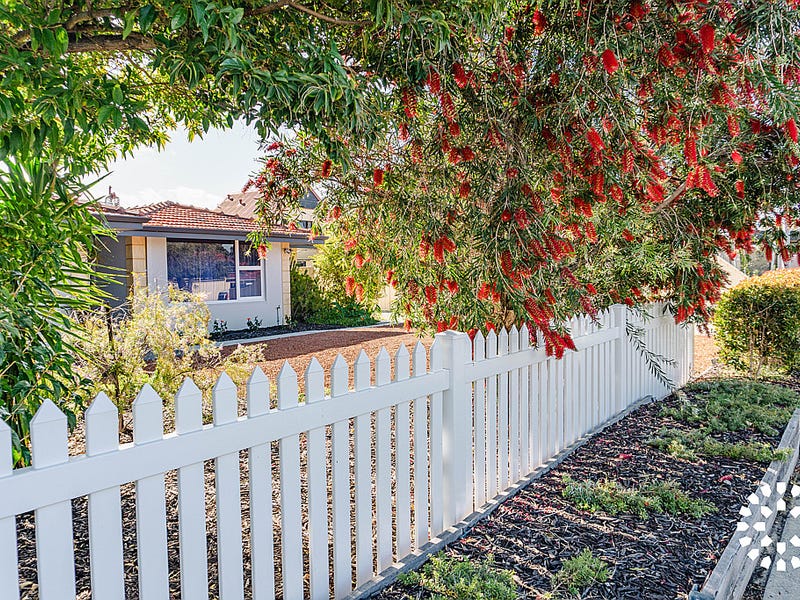 79 Gibson Street, Beaconsfield, WA 6162 Property Details