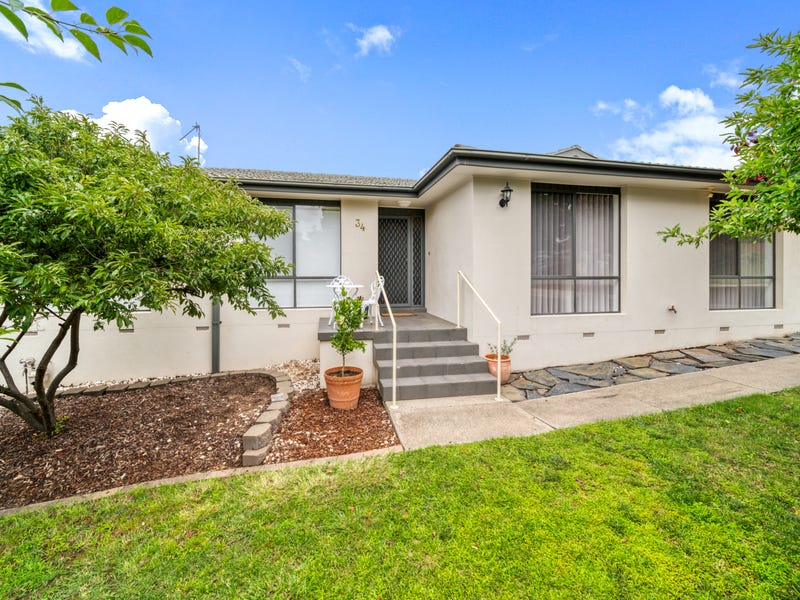 34 Badcoe Street, Gowrie, ACT 2904 Property Details