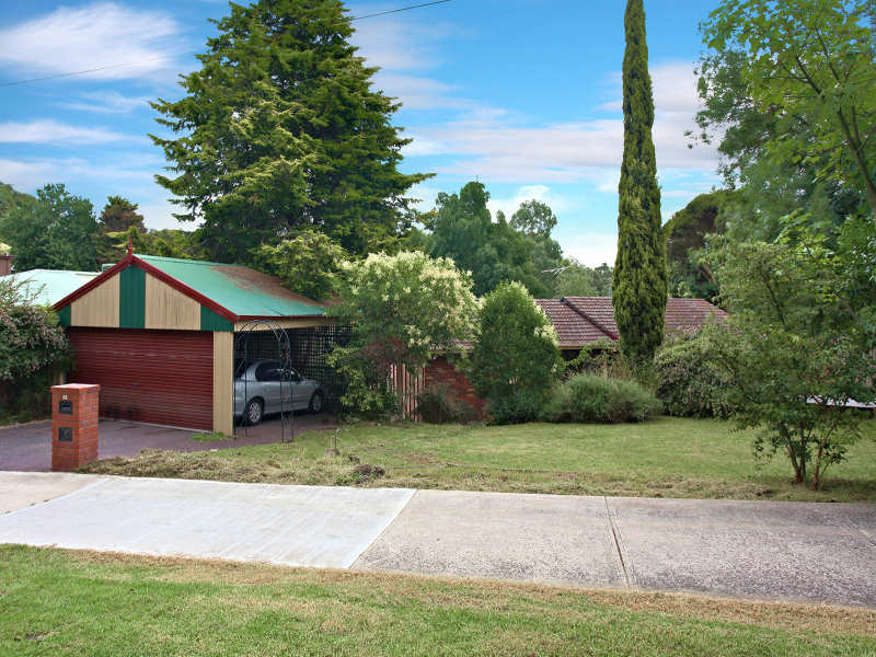 81 Montrose Road, Montrose, Vic 3765 - Property Details