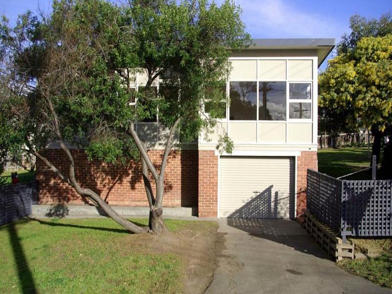 90 Roslyn Avenue, Blackmans Bay, TAS 7052
