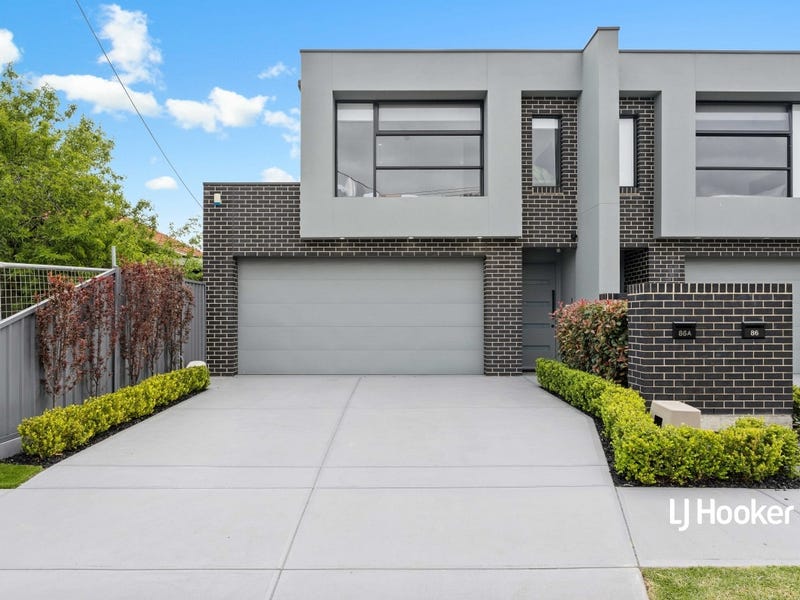 Real Estate & Property for Sale in Aldinga Beach, SA 5173 (+1 location