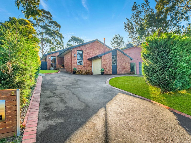 5 Quinns Parade, Mount Eliza, Vic 3930 House for Sale