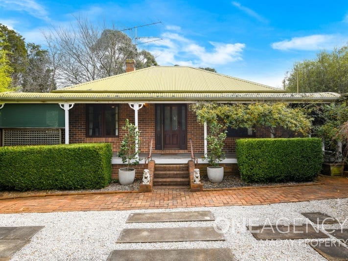 43 Holly Street, Bowral, NSW 2576 Property Details