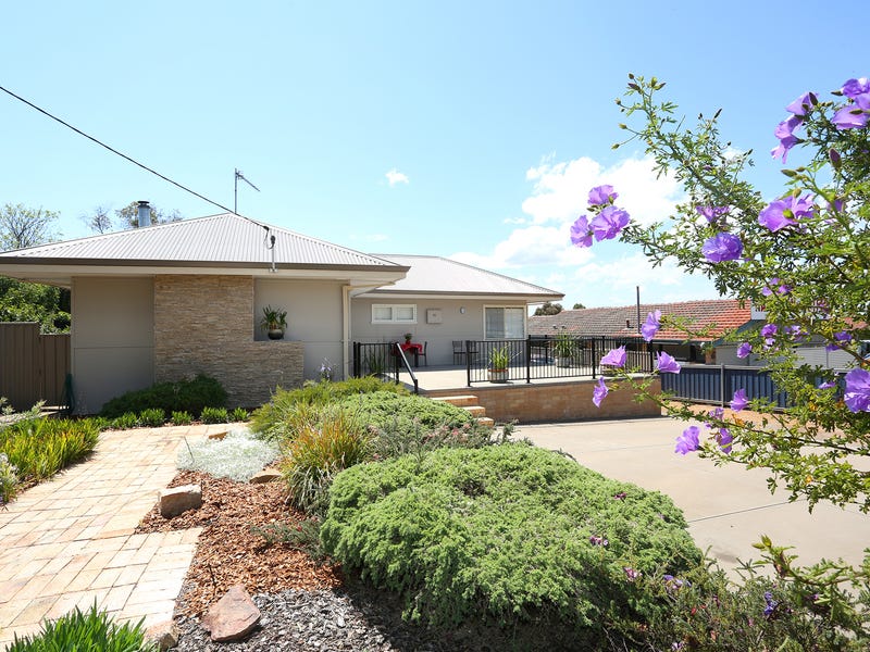 62 Williams Road, Narrogin, WA 6312 Property Details