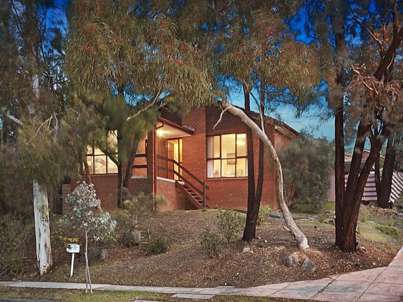 26 Glen Katherine Drive, St Helena, VIC 3088